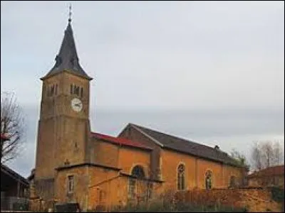 Vous avez sur cette image l'église Saint-Martin de Millery. Commune de l'ancienne région Lorraine, elle se situe dans le département ...
