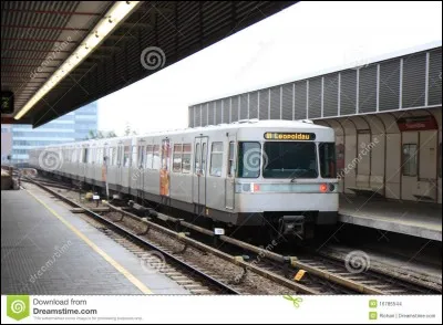 A quelle ville ce métro appartient-il ?