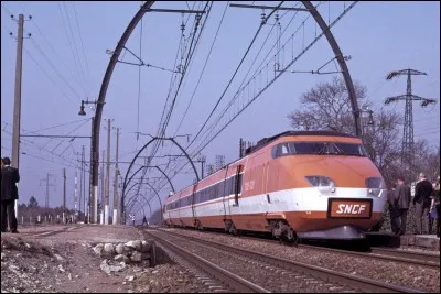 Quand le premier TGV est-il apparu ?