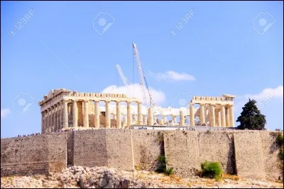 "Z" est un film dans lequel a joué Yves Montand.