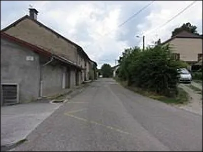 Nous terminons ce petit tour de France en Bourgogne-Franche-Comté, à Villard-sur-Bienne. Ancienne commune de l'arrondissement de Saint-Claude, elle se situe dans le département ...