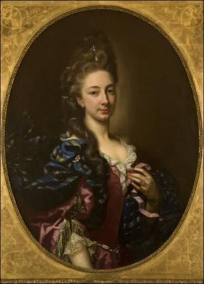 Lors de cette remise, la jeune Marie-Antoinette va faire la connaissance de sa première dame d'honneur. Qui est-elle ?