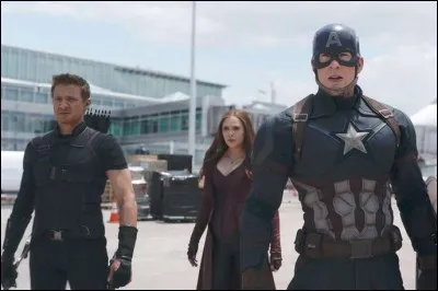 Dans "Civil Wars", pendant le combat dans l'aéroport, 
que dit Iron Man quand on demande l'âge de Spider-Man ?