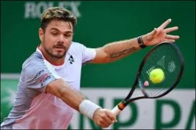 De quel pays est originaire le joueur de tennis Stanislas Wawrinka ?