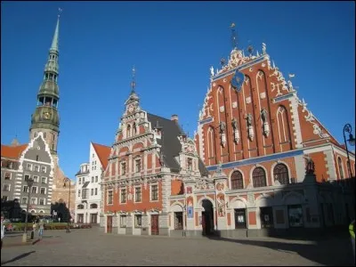 Ville de la Baltique, capitale de la Lettonie :
