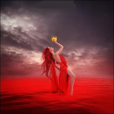 Avec la déesse de la nuit Nyx il engendra la déesse de la discorde. Qui est-elle ?