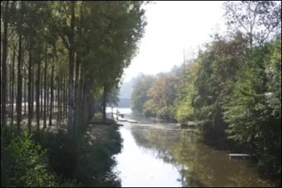 Petit fleuve c&ocirc;tier de Vend&eacute;e :