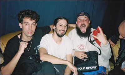 Sur laquelle de ces radios est-il passé ?