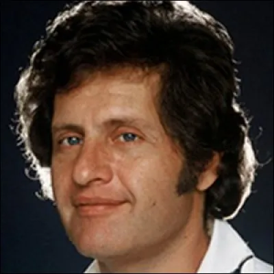 Il a chanté "l'Eté indien" et "Les Champs-Élysées" : il se prénomme ...