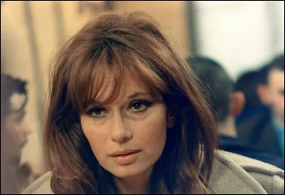 Cette actrice italienne qui a joué dans "Les Choses de la vie", "Le Souffle au coeur", "Le Christ s'est arrêté à Eboli", se prénomme ...