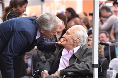 Vous allez dire que je vous pose une colle et vous aurez ... tout à fait raison, alors regardez attentivement cette photo !