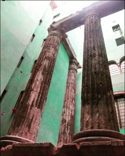 Avant de nous bassiner avec sa "movida", Barcelone fut une ville stratégique et commerciale du "Mare Nostrum" romain. Comment s'appelait-elle autrefois ?