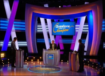 Comment s'appelle l'ancien animateur de "Questions pour un champion" ?