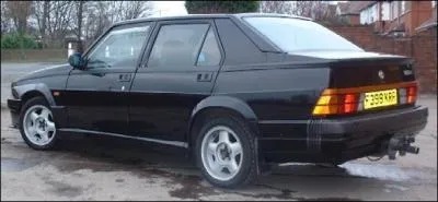 Quelle est cette voiture ?