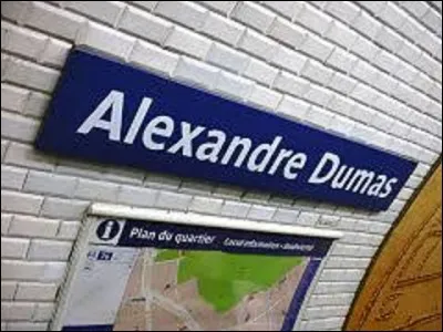 Appelée au départ ''Bagnolet'', cette station fut ouverte le 31 janvier 1903 et changea de nom le 13 septembre 1970. Rebaptisée ''Alexandre Dumas'' pour éviter toute confusion avec ''Porte de Bagnolet'', elle se situe sur la ligne 2. De ces trois personnages du roman ''Les Trois Mousquetaires'', lequel n'a jamais existé ?