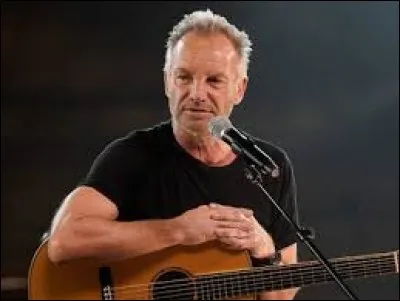 Sting a fait partie du groupe The Police.