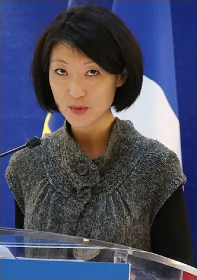 Très sensible près de la peau,
Mais ne manquant jamais de pot.
En faire une est une faveur,
Fine, elle désigne les meilleurs.
Lorsqu'elle est rose, très recherchée
Elle fait la fierté du paludier.
Et si une personne vous navre,
Cette fois c'est sûr : elle est de nave !

Qui est-elle ?