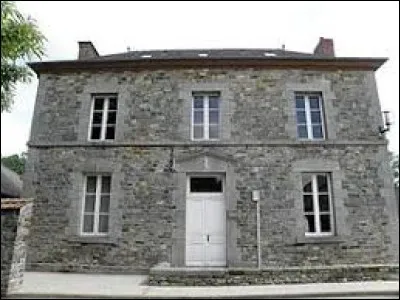 Mouazé est un village Bretillien situé en région ...