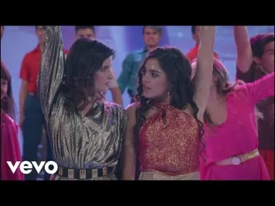 De quel instrument jouent Kally et Gloria ?