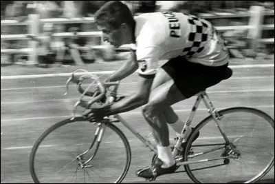 Premier cycliste anglais à remporter des courses de dimension internationale, champion du monde en 1965 :