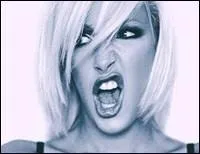 Quelle chanteuse a chant 'Le feu qui m'attise' ?