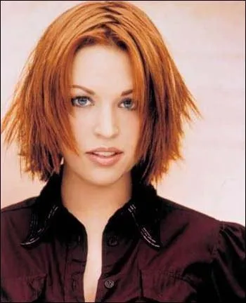 Natasha St-Pier a chant 'Je n'ai que...' .