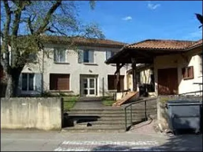 Petit tour en Aquitaine, à Ladaux. Village de l'Entre-deux-Mers, il se situe dans le département ...