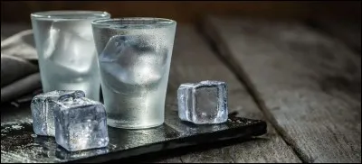 Quel est le sens du mot "vodka" en russe ?