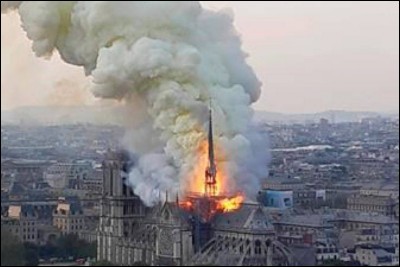 "Paris brûle-t-il" est un film dans lequel a joué Kirk Douglas.