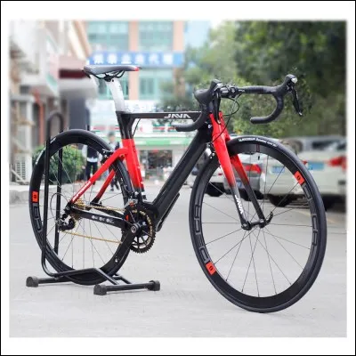 Devine le prix moyen d'un vélo de course pro.