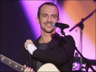 En hommage à quelle personnalité connue, Calogero a-t-il fait la chanson "Yalla" ?