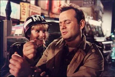 Dans quelle comdie Bill Murrray est-il arrt par la police militaire ?