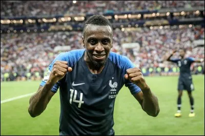 Je suis né le 9 avril 1987 à Toulouse, je suis milieu de terrain à la Juventus de Turin, je suis actuellement à 9 buts marqués avec la France.