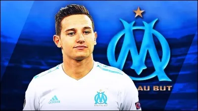 Je suis né le 26 janvier 1993 à Orléans, je suis un attaquant évoluant à l'Olympique de Marseille.