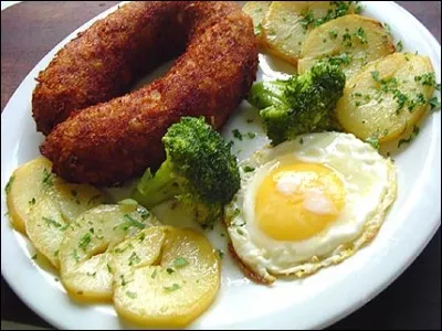 Alheria de mirandela : saucisse &agrave; base de viande, de pain et d'ail. Pastel de Belem : flan p&acirc;tissier, parfois d&eacute;gust&eacute; ti&egrave;deQuel est le pays d'origine de ces deux plats ?