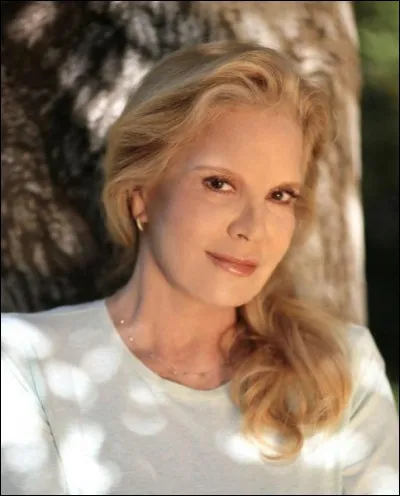 ''Nicolas'' est un titre de Sylvie Vartan. Cherchez l'erreur parmi les notes obtenues au bac par Nicolas Sarkozy.