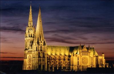 C'est la cathdrale de Chartres dans l'Eure et Loir et ses habitants sont des :