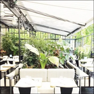 L'ancienne gare de La Muette (16e) abrite un restaurant (chic). Mais que signifiait auparavant ce nom, ancien rendez-vous de chasse transformé en château pour la reine Margot ?