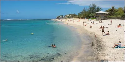 &Agrave; proximit&eacute; de notre entreprise, les personnes qui y s&eacute;journent en profitent pour bronzer ou faire trempette ici. C'est...