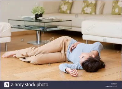 Un ami s'évanouit. Qu'est-ce qui est inutile ?