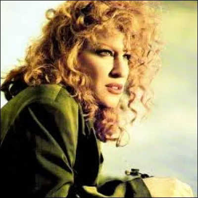 Bette Midler chante ''The Rose'' qu'on entend à la fin du film éponyme. Quelle équipe nationale de rugby arbore une rose sur son maillot ?