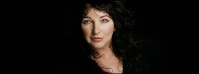 Kate Bush a chanté ''Babooshka''. Que désigne le mot ''babouchka'' en russe ?
