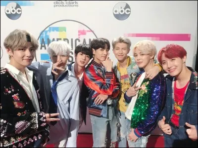 Il trouve que le plus beau est...