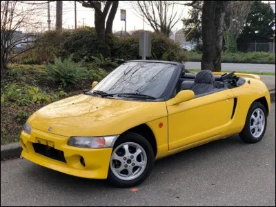 Finissons notre tour du Japon avec une Kei car. Elle a été dessinée par Pininfarina. Quel est son nom ?