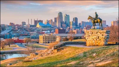 Quelle ville est la capitale de l'État du Kansas ?