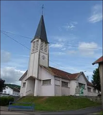 Vous avez sur cette image l'église Saint-Gorgon de Moivrons. Village Meurthe-et-Mosellan, il se situe dans l'ex région ...