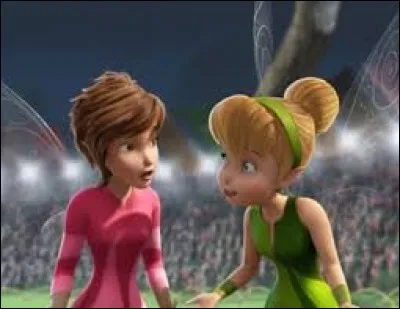 Qui est la fée de gauche ? Quel est son talent ?