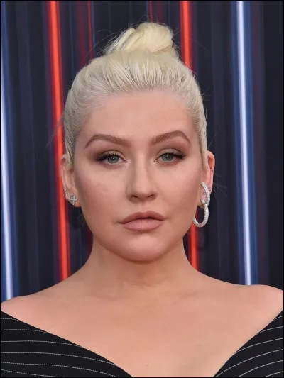 Qui est cette chanteuse ?