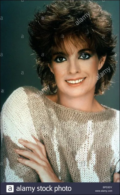 Avec qui est marié JR ?