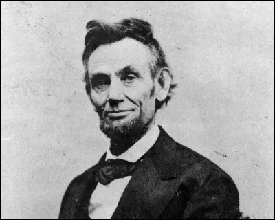 Quand Abraham Lincoln a-t-il été assassiné par John Wikes Booth ?
